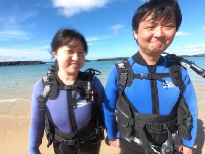 マリンブルーの海で初ダイビング