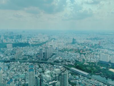 高層階ホテルからのホーチミンの街並み