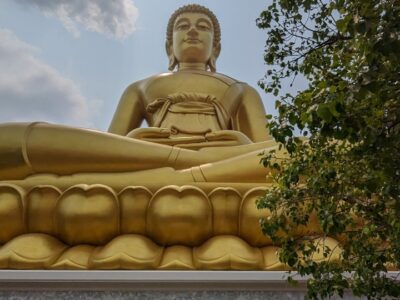 タイの巨大寺院は、圧巻！