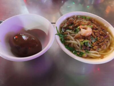 台南担仔麺＋茶葉蛋