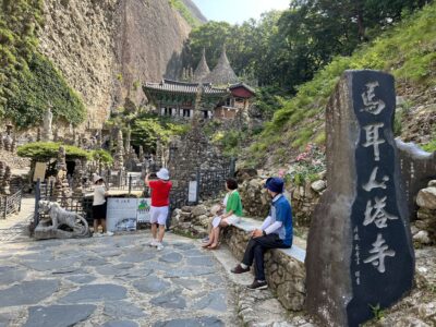 平和を祈願した塔寺（馬耳山塔寺）