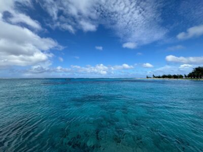 マリアナブルーの海に癒されます
