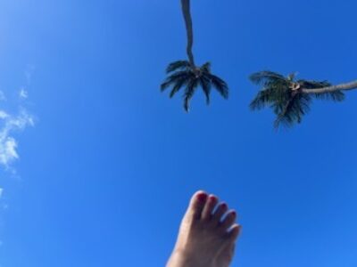 マウイの青い空